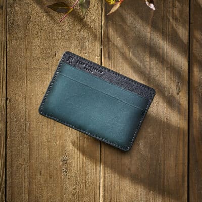 “Essentiel” slim cardholder green printed calf