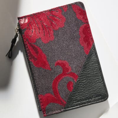 “Essentiel” slim cardholder red Saibi Karahana Kimono